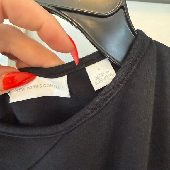 New York & Company Black Mini Dress - Picture 2 of 3